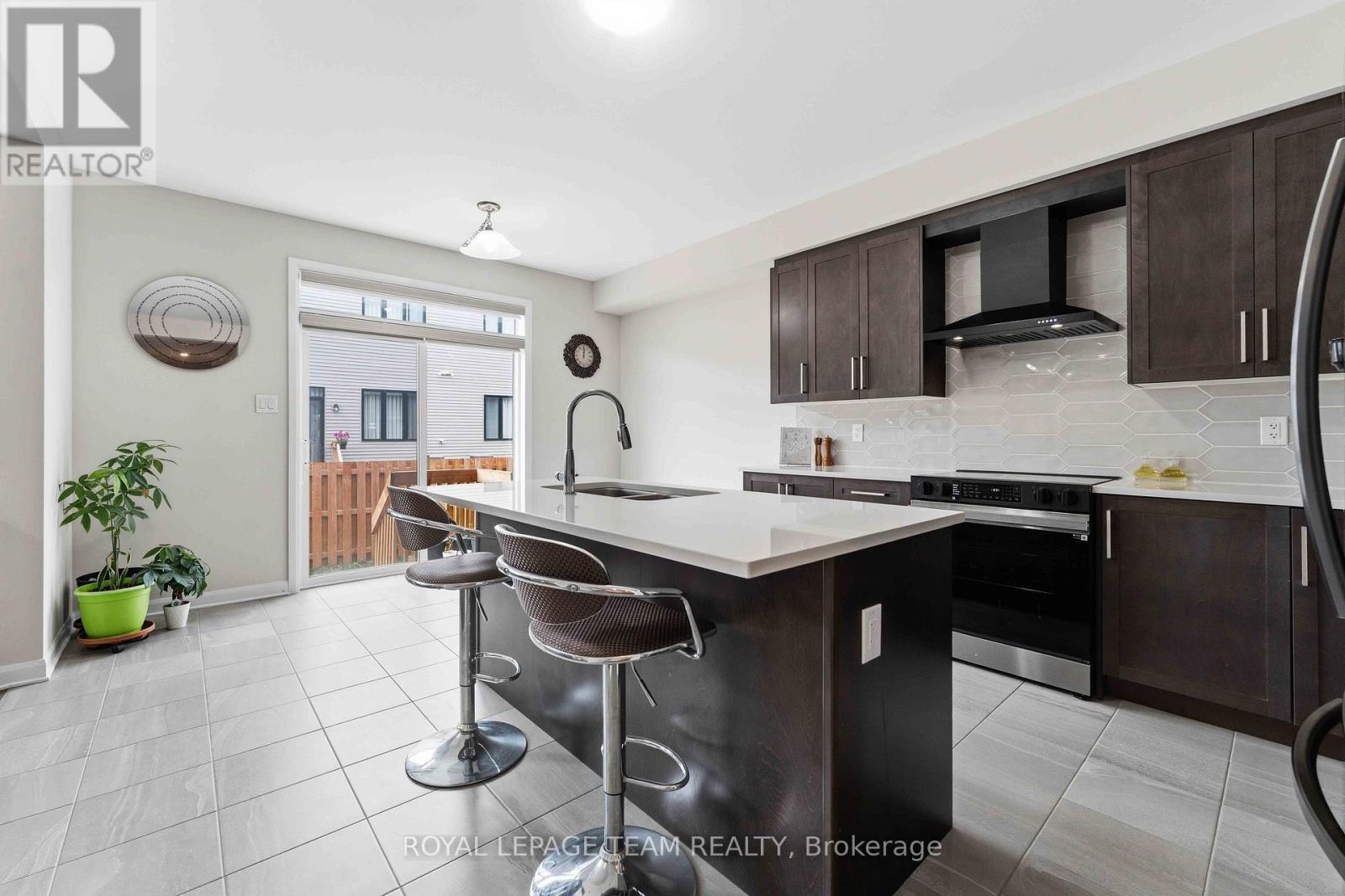 332 Elsie Macgill Walk, Ottawa, Ontario  K2W 0K7 - Photo 13 - X13485706
