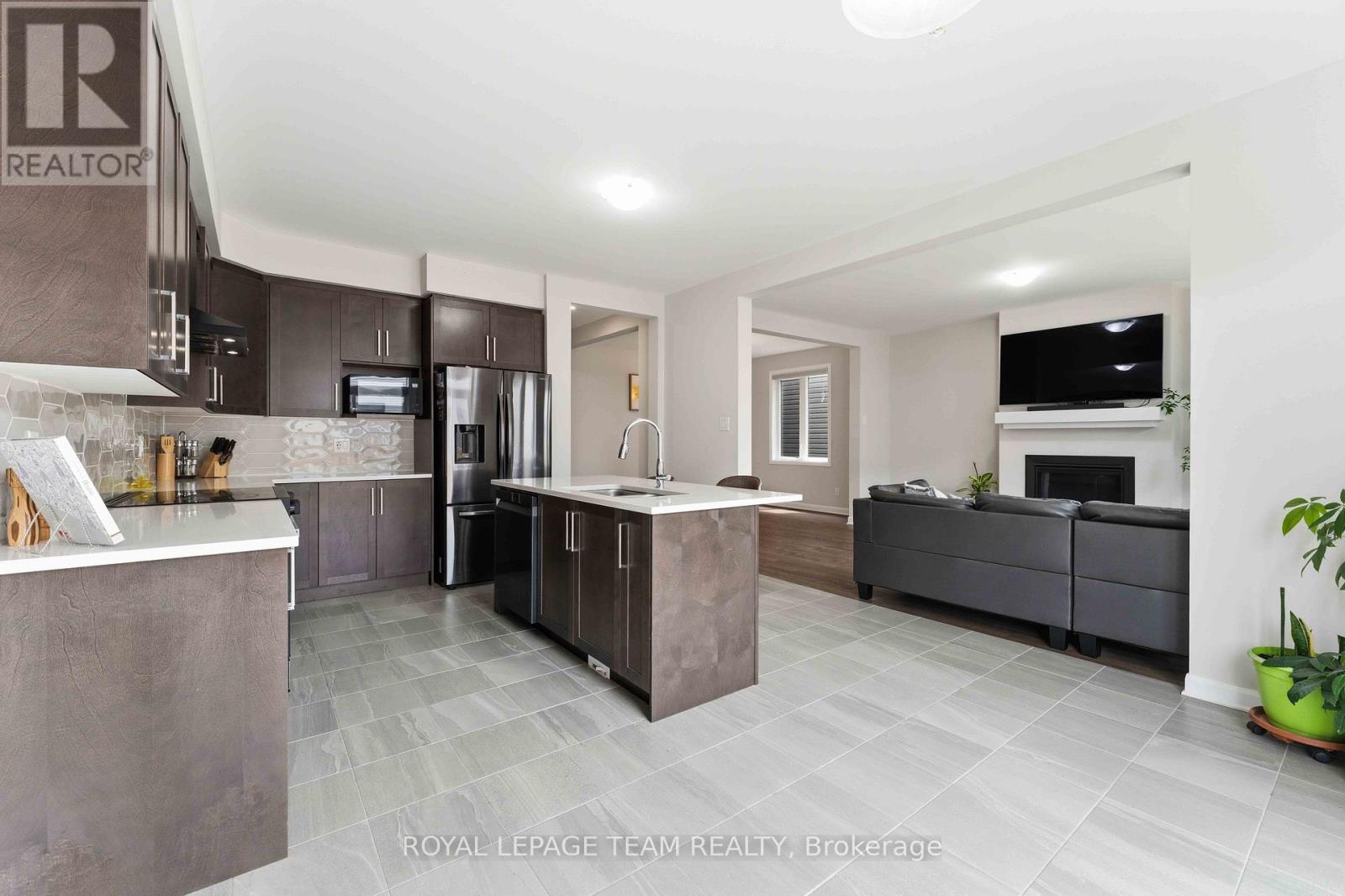 332 Elsie Macgill Walk, Ottawa, Ontario  K2W 0K7 - Photo 16 - X13485706