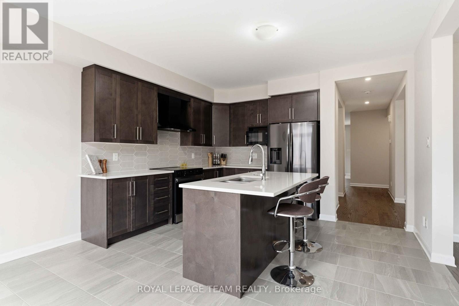 332 Elsie Macgill Walk, Ottawa, Ontario  K2W 0K7 - Photo 18 - X13485706