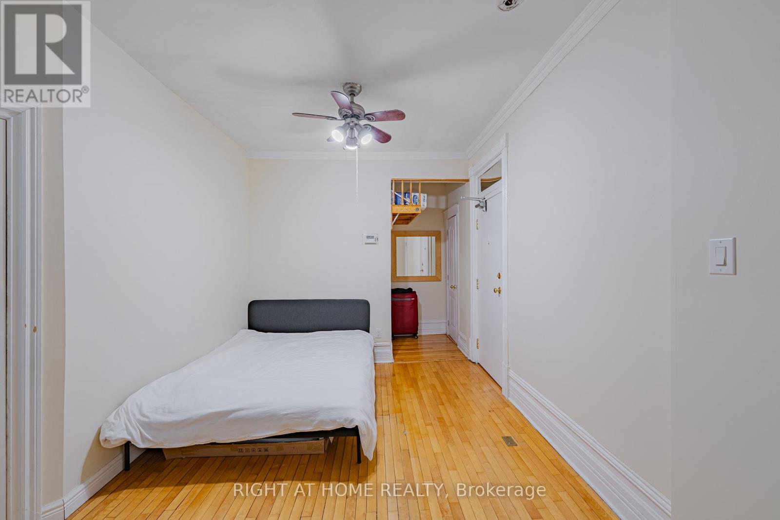 B - 220 Lyon Street N, Ottawa, Ontario  K1R 5V7 - Photo 6 - X13485924