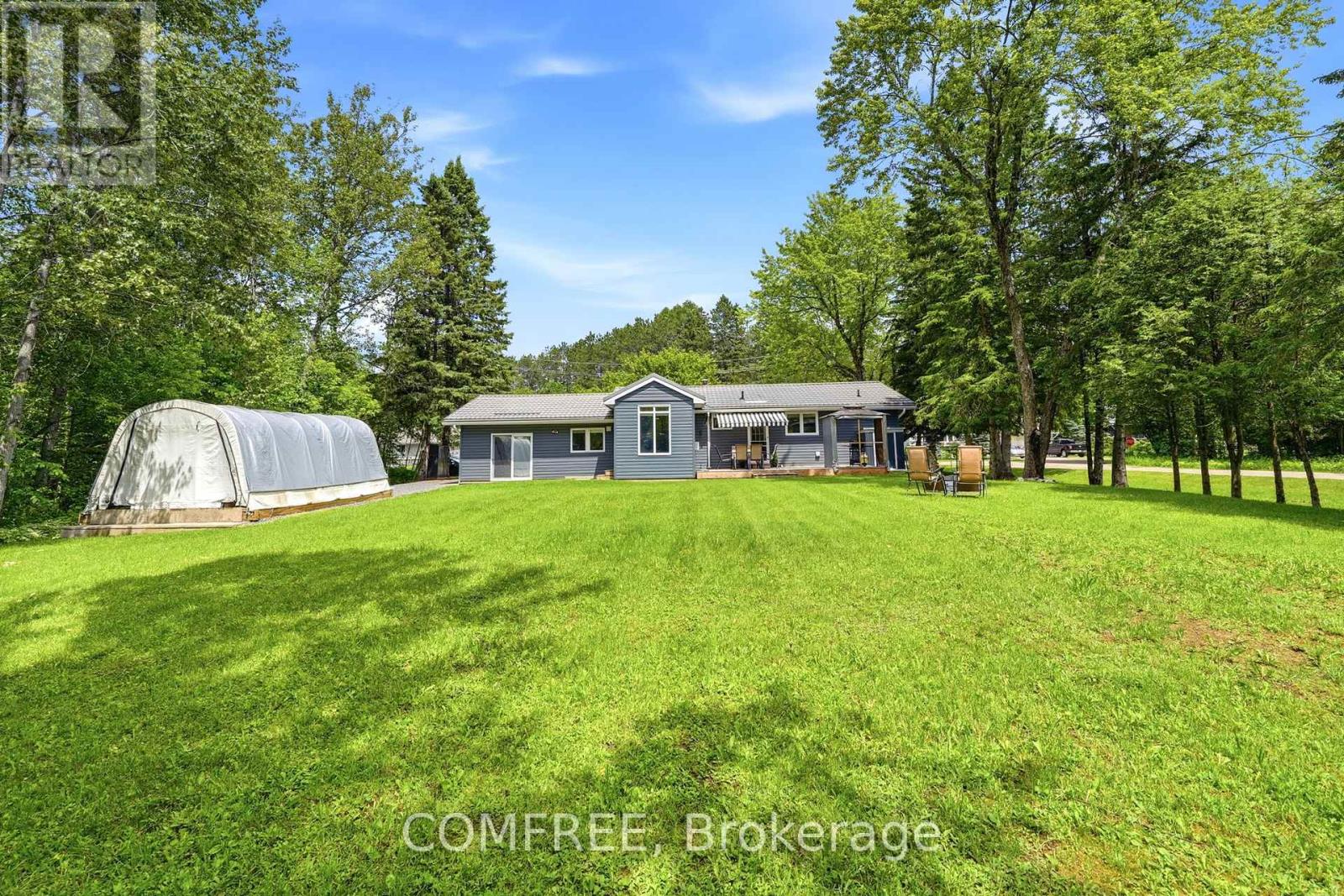 9 Stouffer St Street, Minden Hills, Ontario  K0M 2K0 - Photo 2 - X13486096