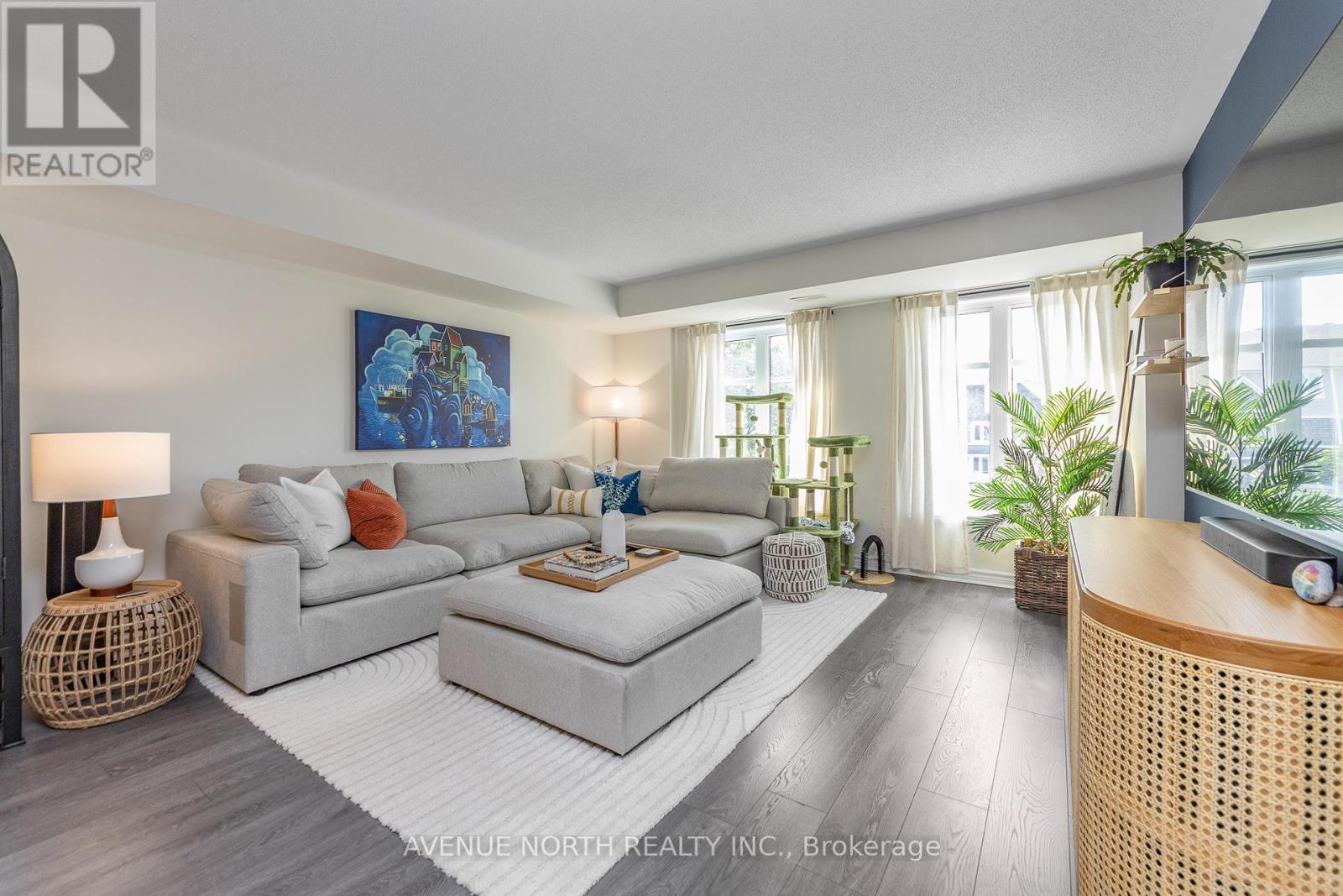 573b Chapman Mills Drive, Ottawa, Ontario  K2J 5T2 - Photo 4 - X13486200