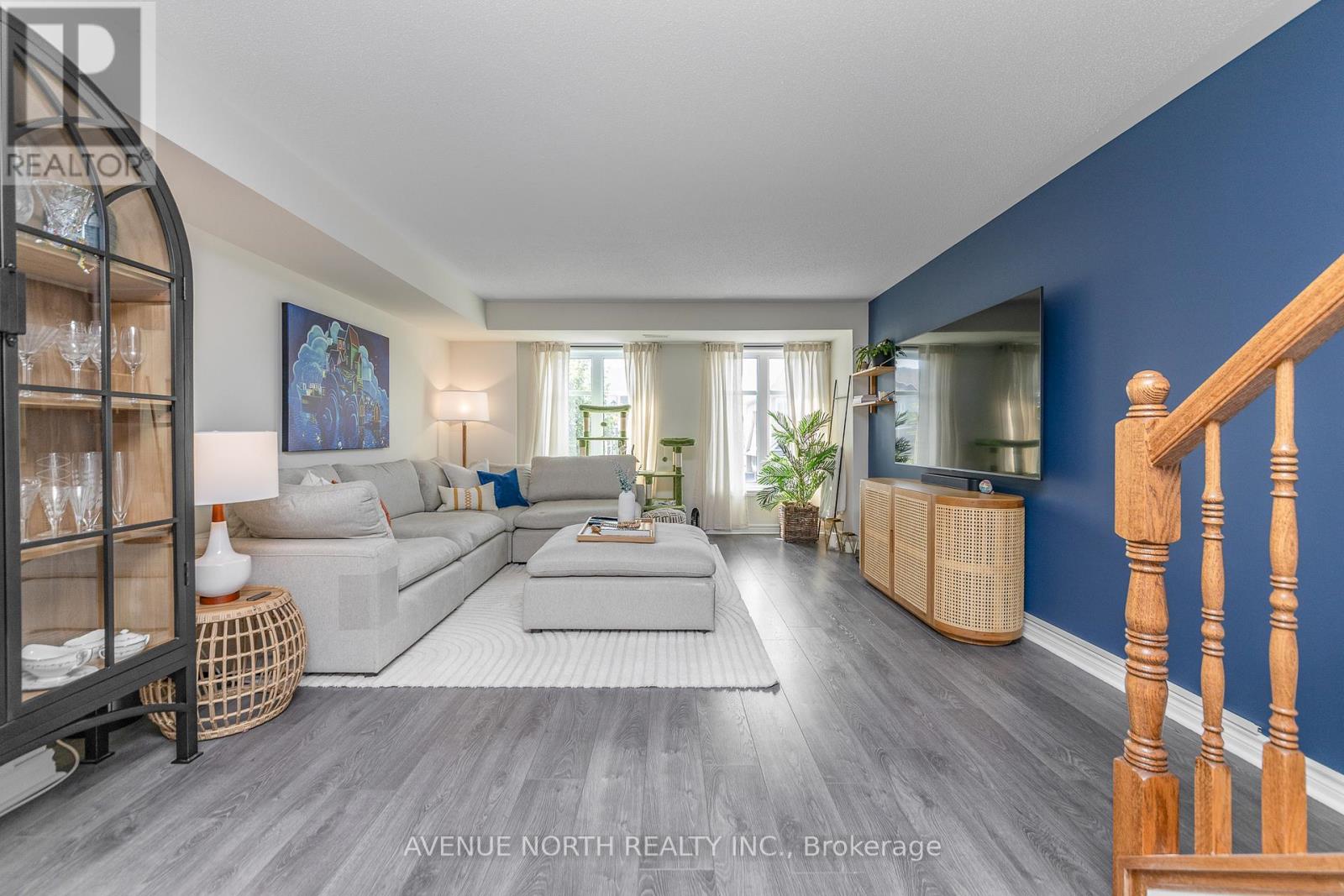 573b Chapman Mills Drive, Ottawa, Ontario  K2J 5T2 - Photo 5 - X13486200
