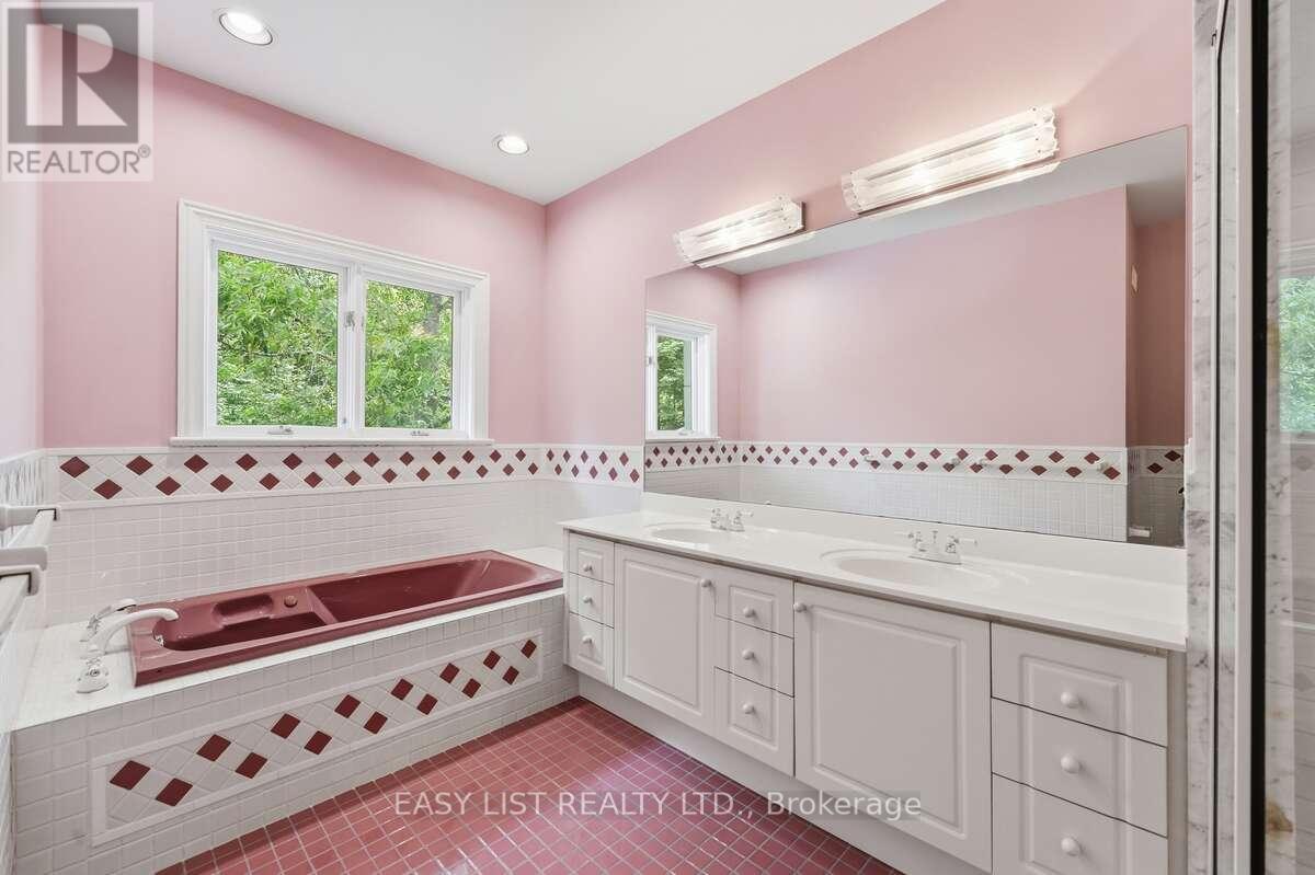 28 Marchbrook Circle, Ottawa, Ontario  K2W 1A1 - Photo 43 - X13486292