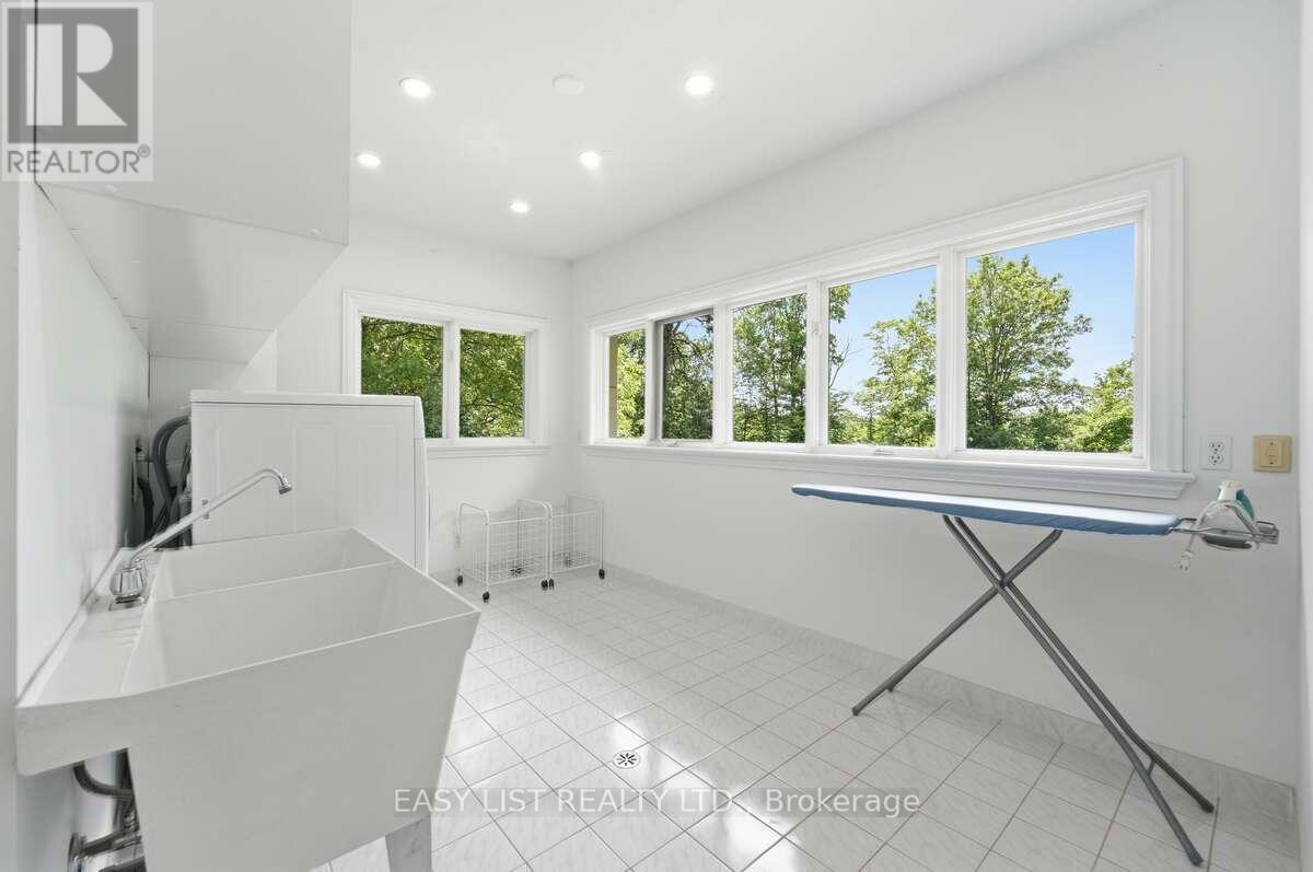 28 Marchbrook Circle, Ottawa, Ontario  K2W 1A1 - Photo 45 - X13486292