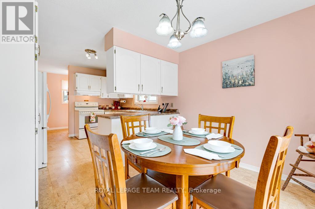17 Maric Trail, North Grenville, Ontario  K0G 1J0 - Photo 16 - X13486360
