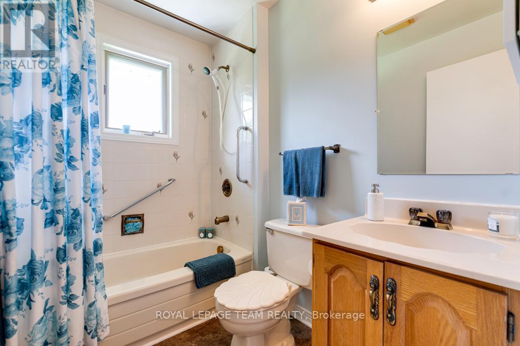 17 Maric Trail, North Grenville, Ontario  K0G 1J0 - Photo 28 - X13486360