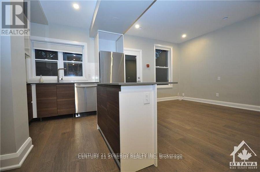 2 - 571 Mcleod Street, Ottawa, Ontario  K1R 5R2 - Photo 4 - X13486402