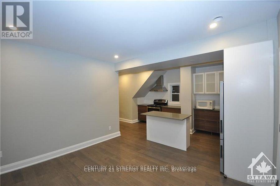 2 - 571 Mcleod Street, Ottawa, Ontario  K1R 5R2 - Photo 6 - X13486402
