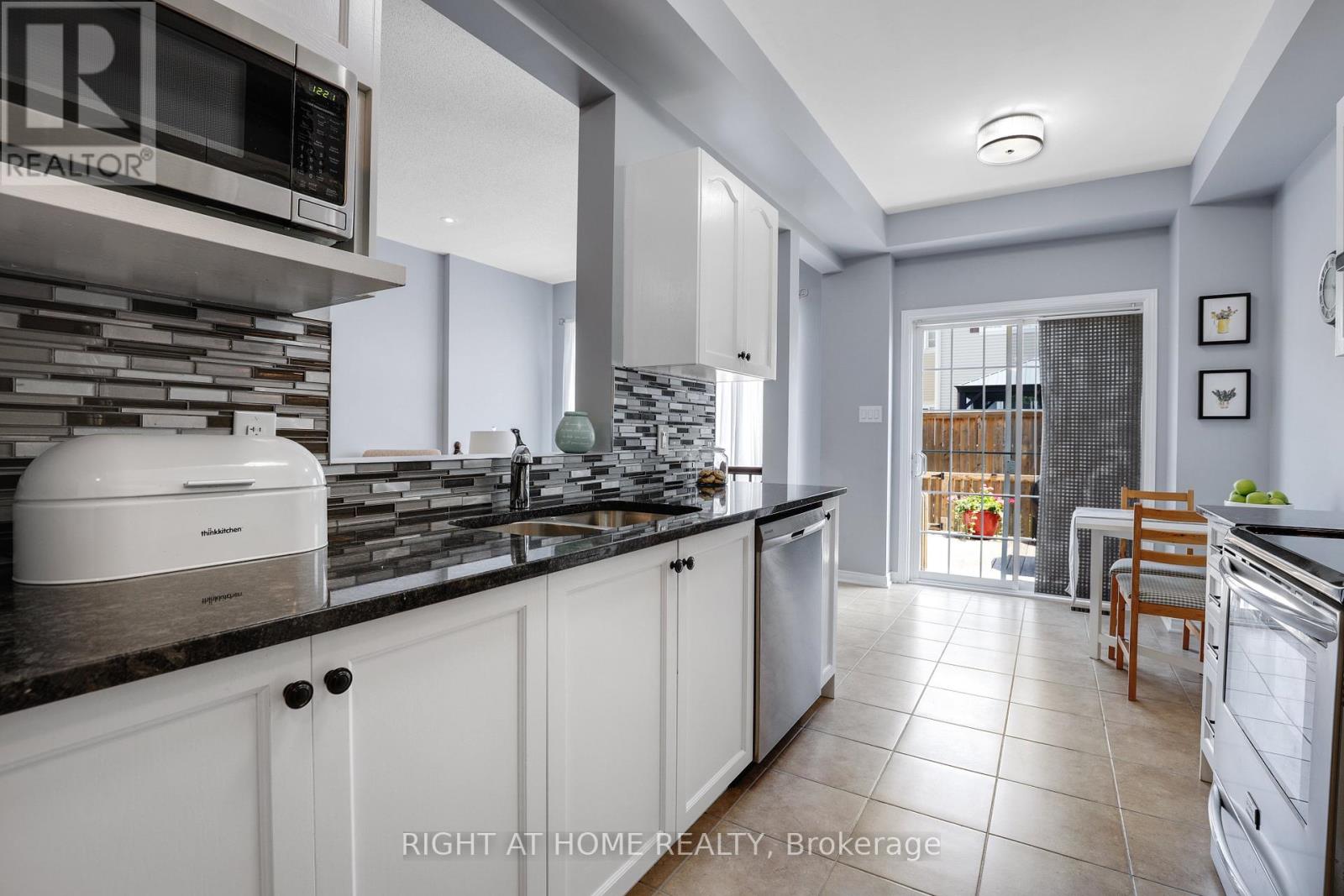 577 Ashbourne Crescent, Ottawa, Ontario  K2J 0P5 - Photo 11 - X13486440