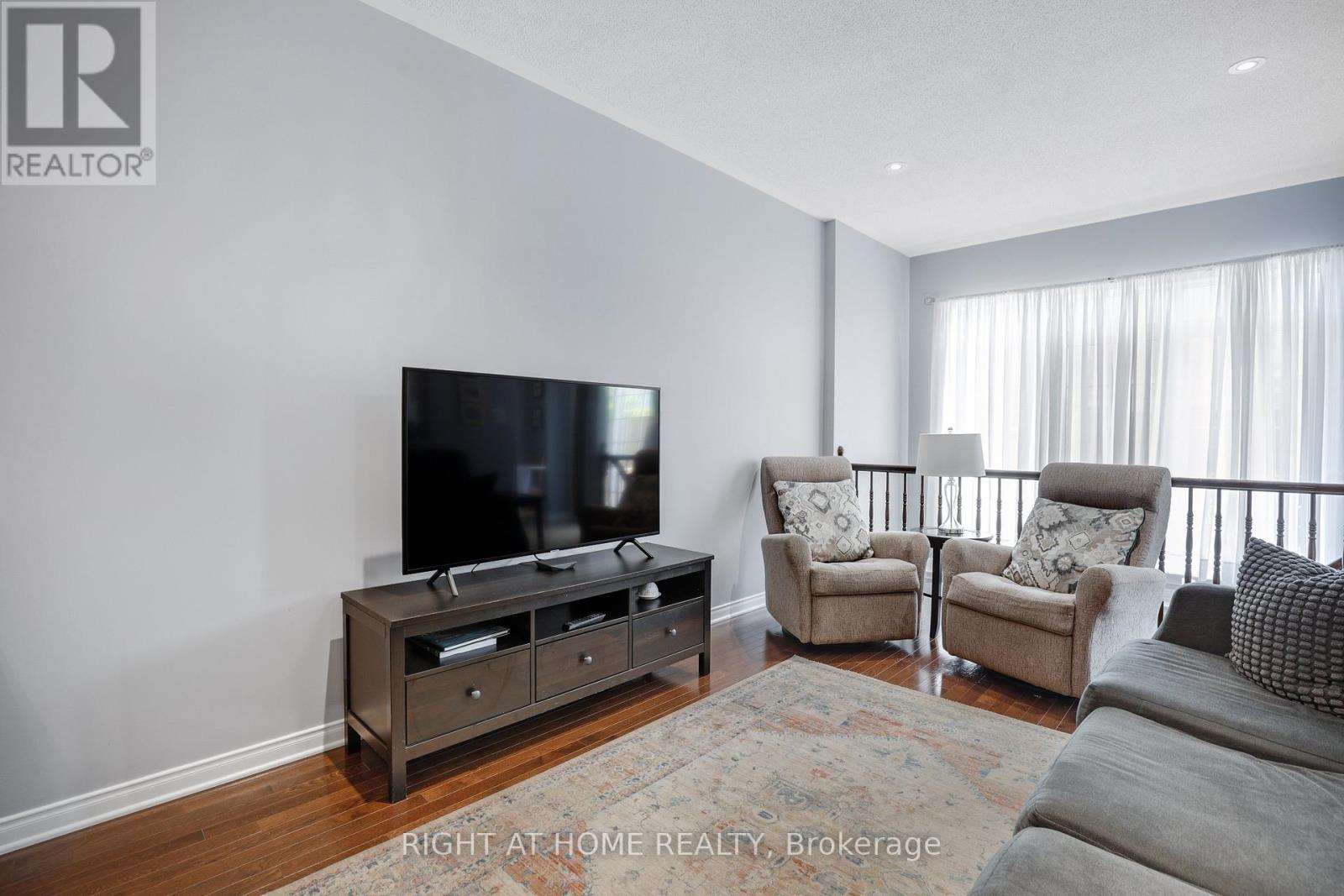 577 Ashbourne Crescent, Ottawa, Ontario  K2J 0P5 - Photo 9 - X13486440