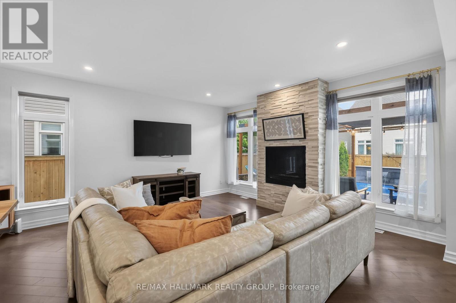 878 Excursion Way, Ottawa, Ontario  K2J 6E3 - Photo 10 - X13486444