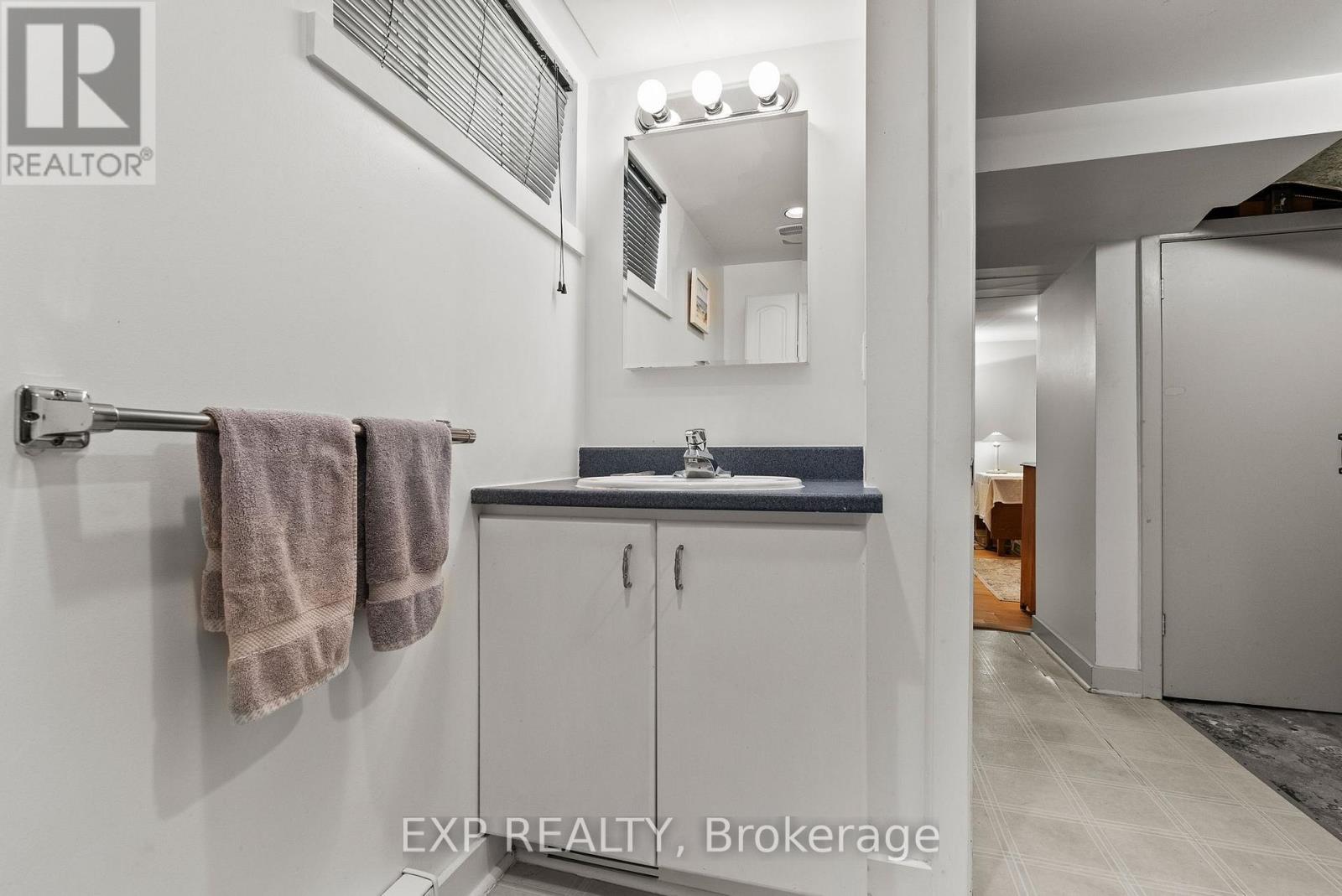 579 Broadview Avenue, Ottawa, Ontario  K2A 2L6 - Photo 36 - X13486618