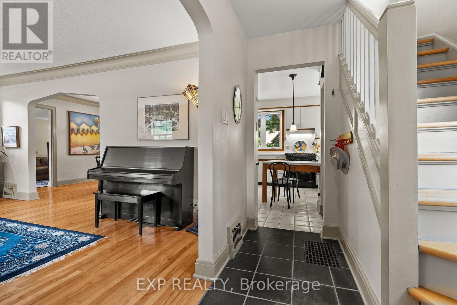 579 Broadview Avenue, Ottawa, Ontario  K2A 2L6 - Photo 4 - X13486618