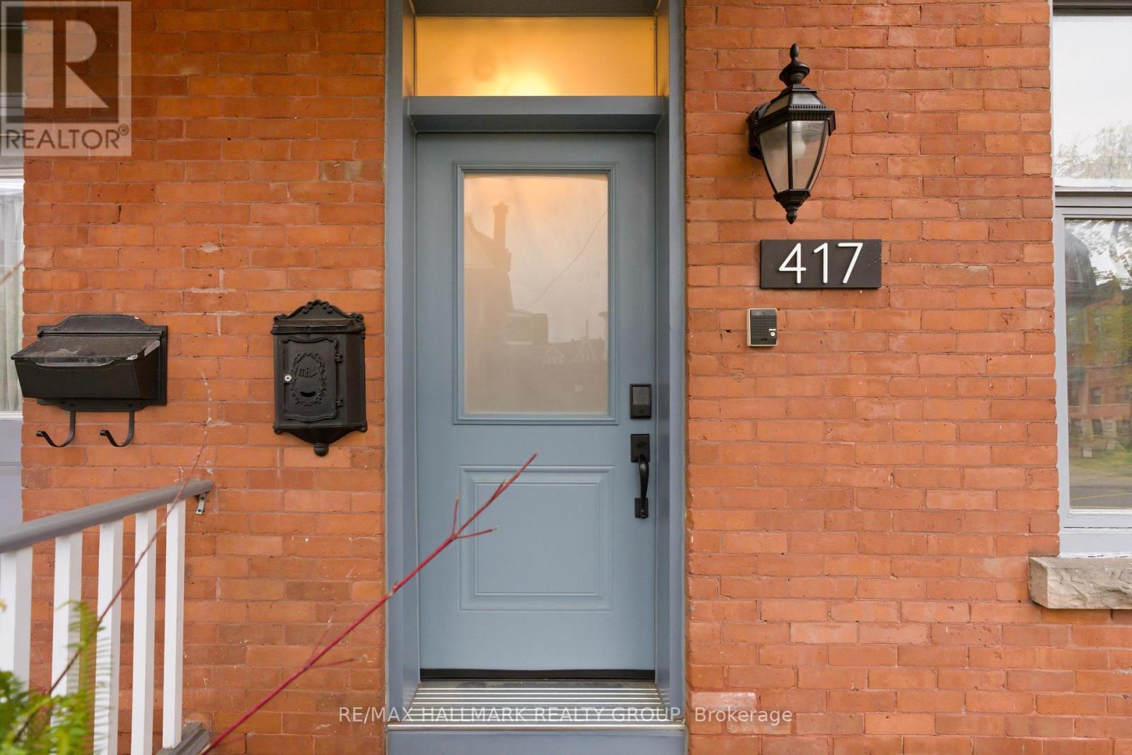 417 Daly Avenue, Ottawa, Ontario  K1N 6H1 - Photo 2 - X13486626