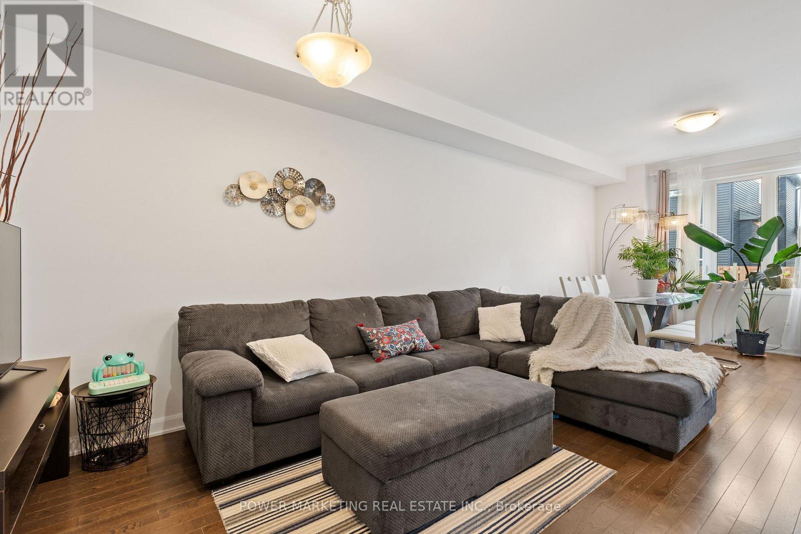 925 Athenry Court, Ottawa, Ontario  K2J 7C9 - Photo 8 - X13486668