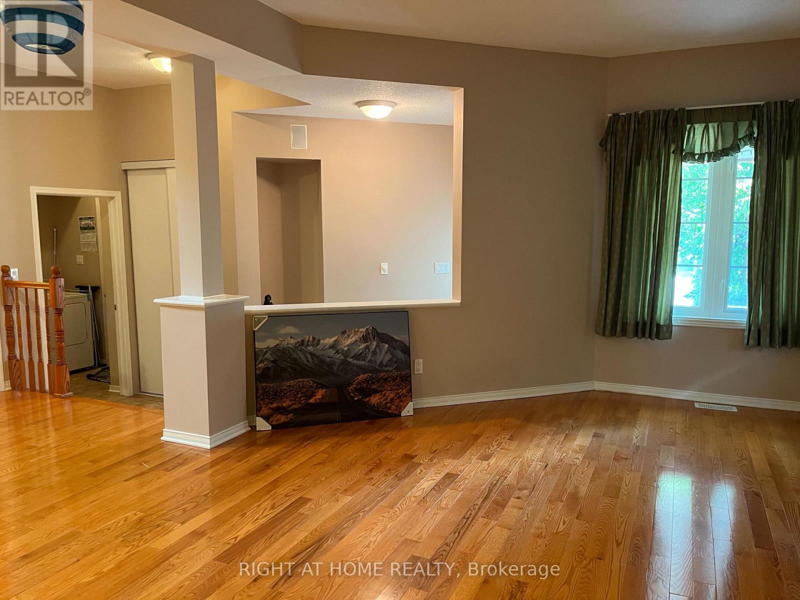 270 Deercroft Avenue, Ottawa, Ontario  K2J 5B8 - Photo 10 - X13486716