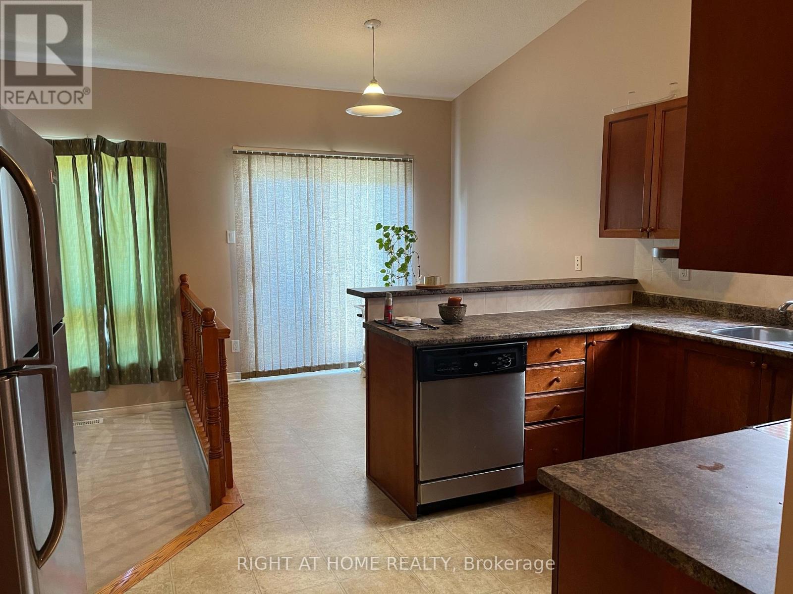 270 Deercroft Avenue, Ottawa, Ontario  K2J 5B8 - Photo 12 - X13486716