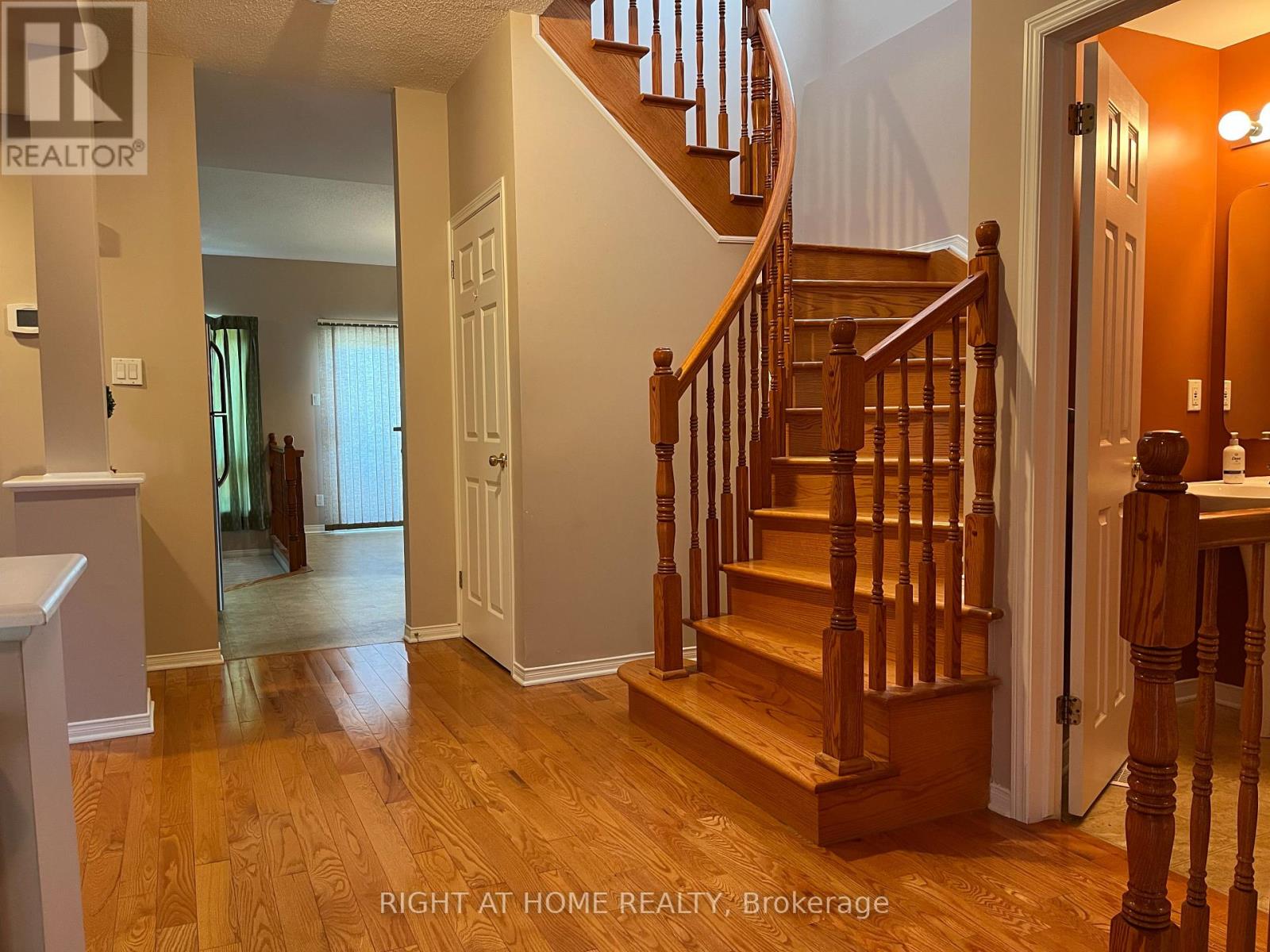 270 Deercroft Avenue, Ottawa, Ontario  K2J 5B8 - Photo 6 - X13486716