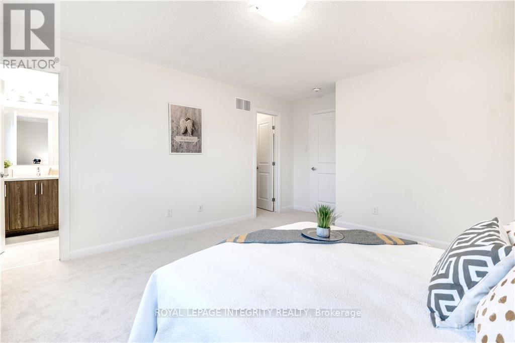 247 Clonrush Way, Ottawa, Ontario  K2T 0P8 - Photo 18 - X13486846