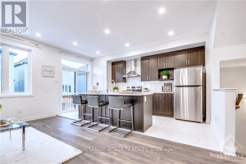 247 Clonrush Way, Ottawa, Ontario  K2T 0P8 - Photo 9 - X13486846