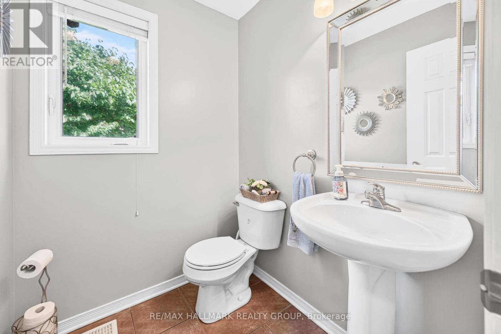 151 Branthaven Street, Ottawa, Ontario  K4A 0A1 - Photo 5 - X13486922