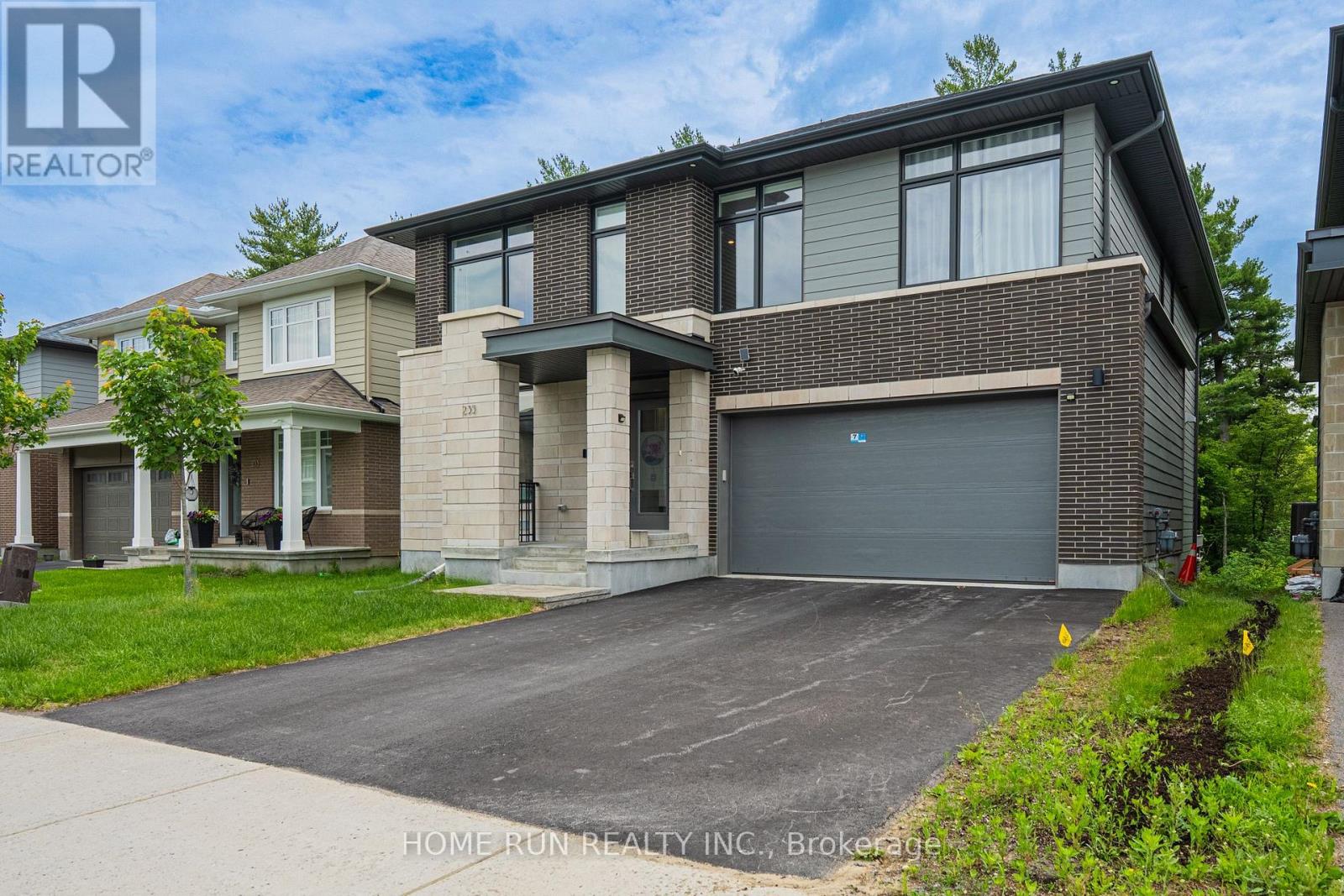 235 Ketchikan Crescent, Ottawa, Ontario  K2T 0S3 - Photo 2 - X13486940