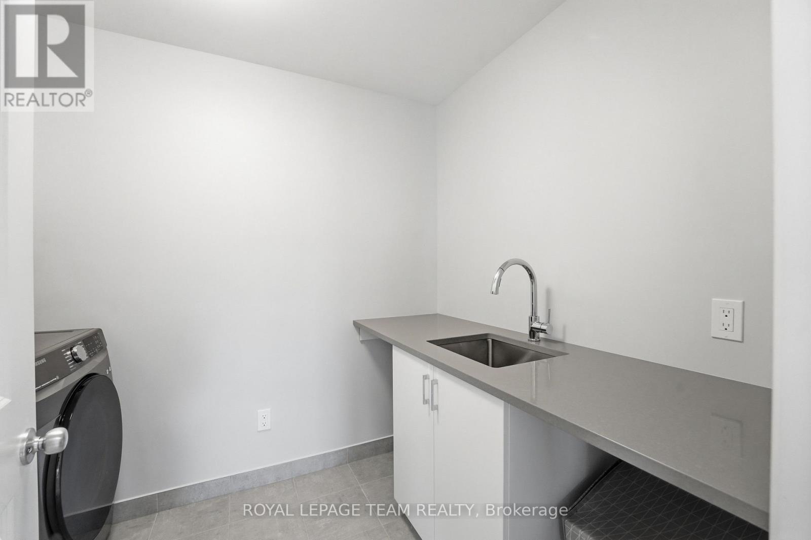 715 Maverick Crescent, Ottawa, Ontario  K2S 2X1 - Photo 31 - X13487072