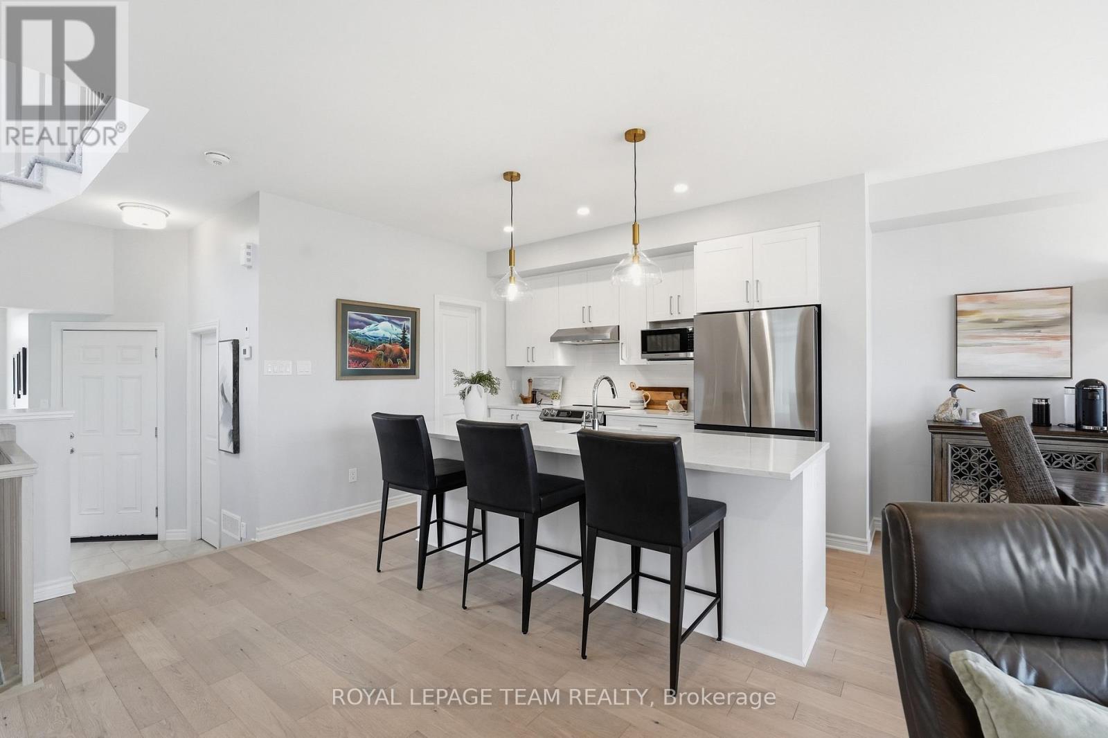 715 Maverick Crescent, Ottawa, Ontario  K2S 2X1 - Photo 7 - X13487072