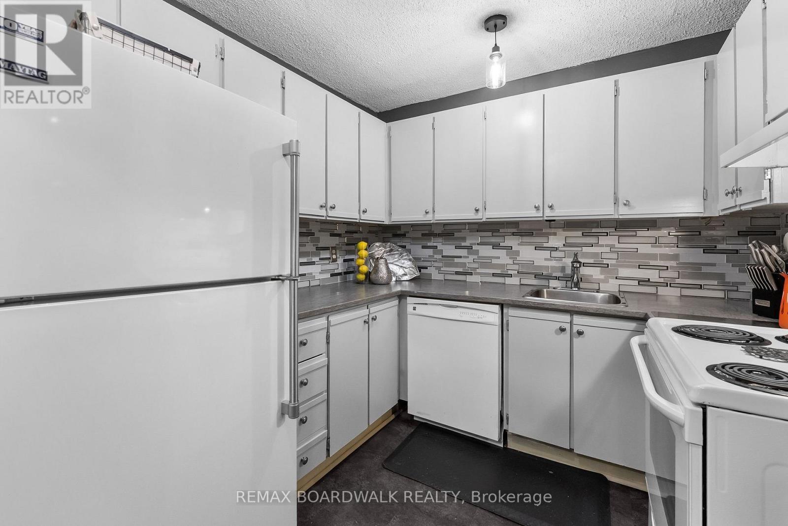 812 - 40 Landry Street, Ottawa, Ontario  K1L 8K4 - Photo 16 - X13487440