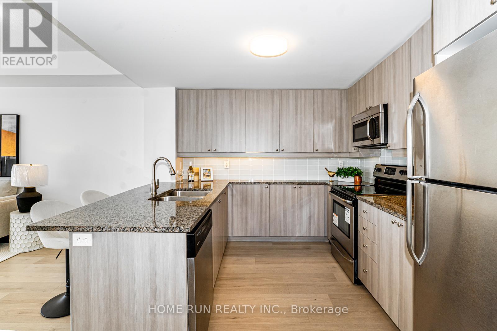 902e - 8110 Birchmount Road W, Markham, Ontario  L6G 0E3 - Photo 10 - N13489008