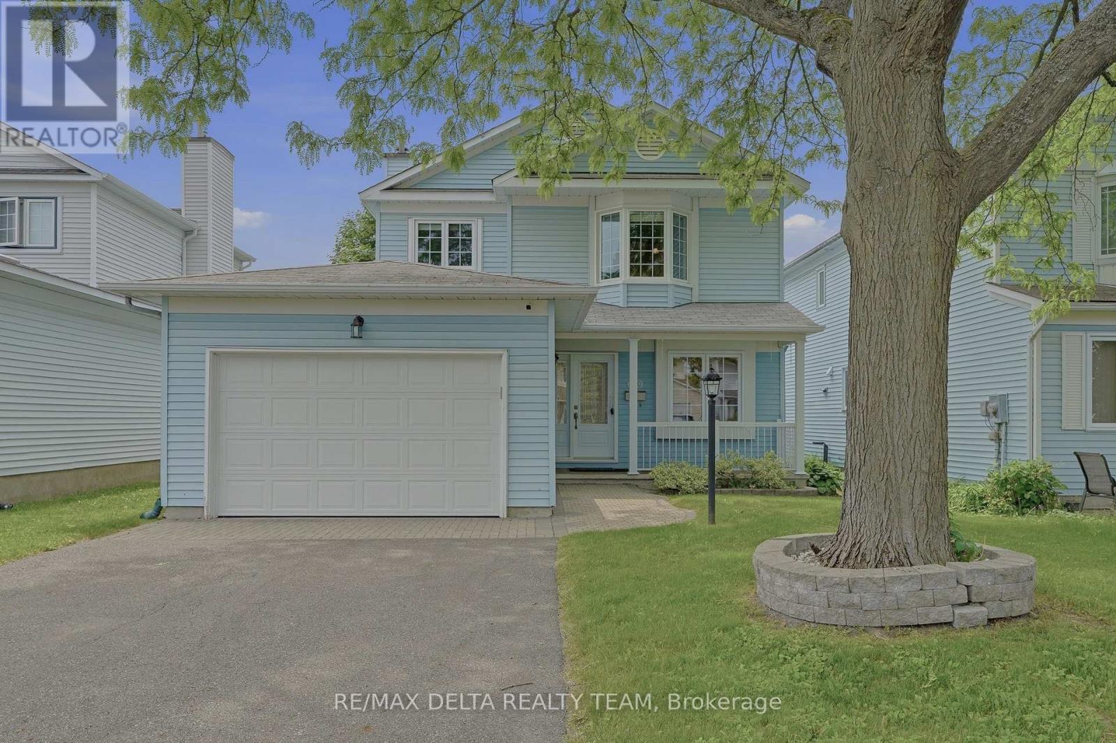 310 Mceachern Crescent, Ottawa, Ontario  K1E 3K2 - Photo 1 - X13487600