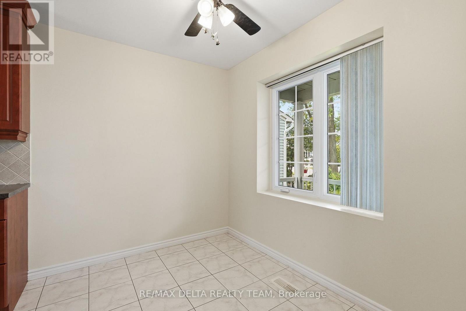 310 Mceachern Crescent, Ottawa, Ontario  K1E 3K2 - Photo 7 - X13487600