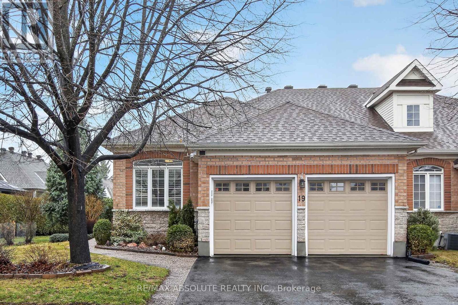 19 Goldora Private, Ottawa, Ontario  K2T 1K8 - Photo 1 - X13487774
