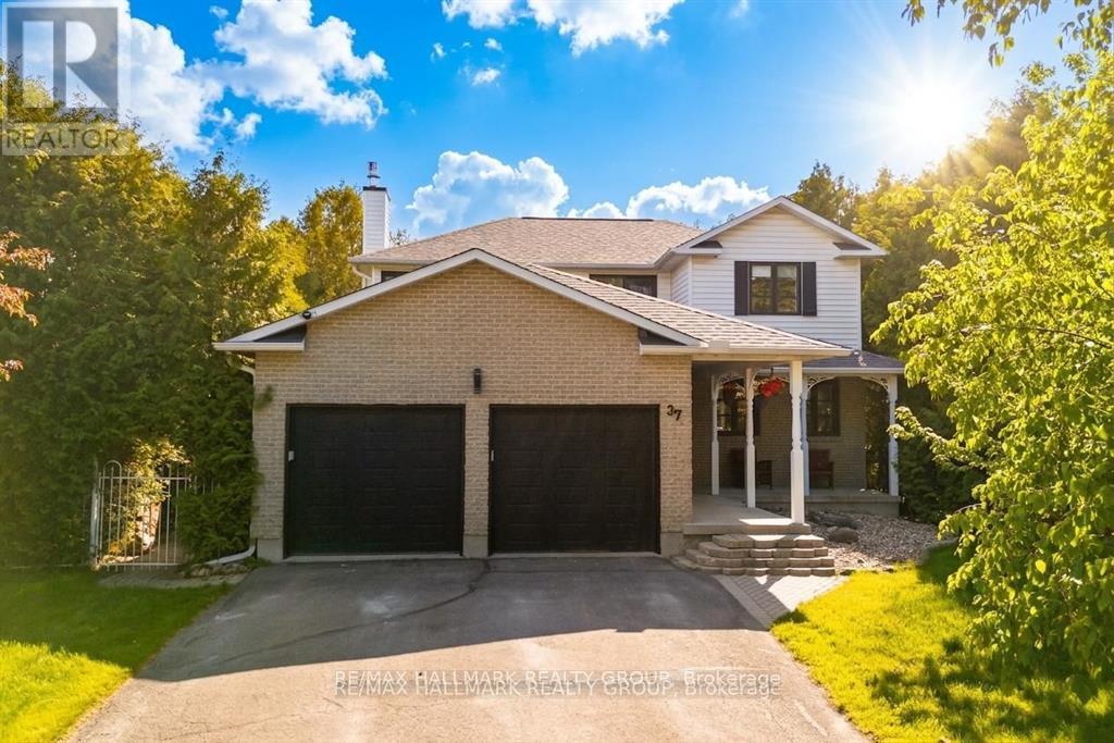 37 Stitt Street, Ottawa, Ontario  K2S 0R5 - Photo 1 - X13487872