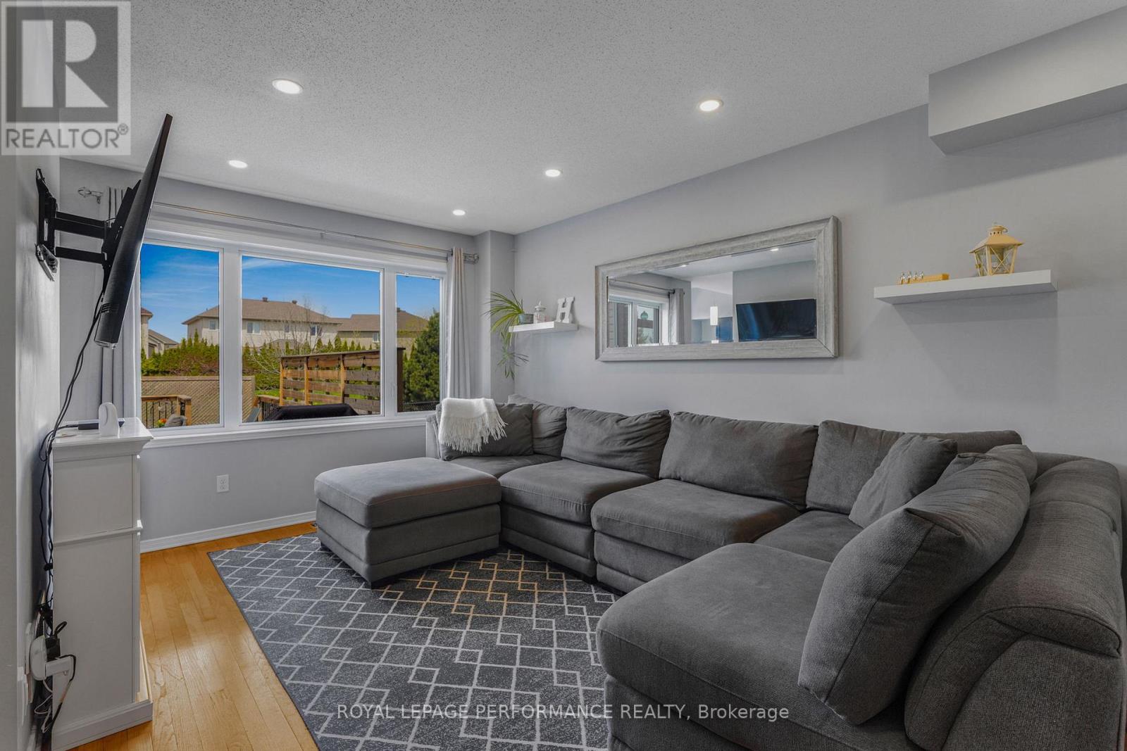 172 Colliston Crescent, Ottawa, Ontario  K1V 2J5 - Photo 10 - X13487894