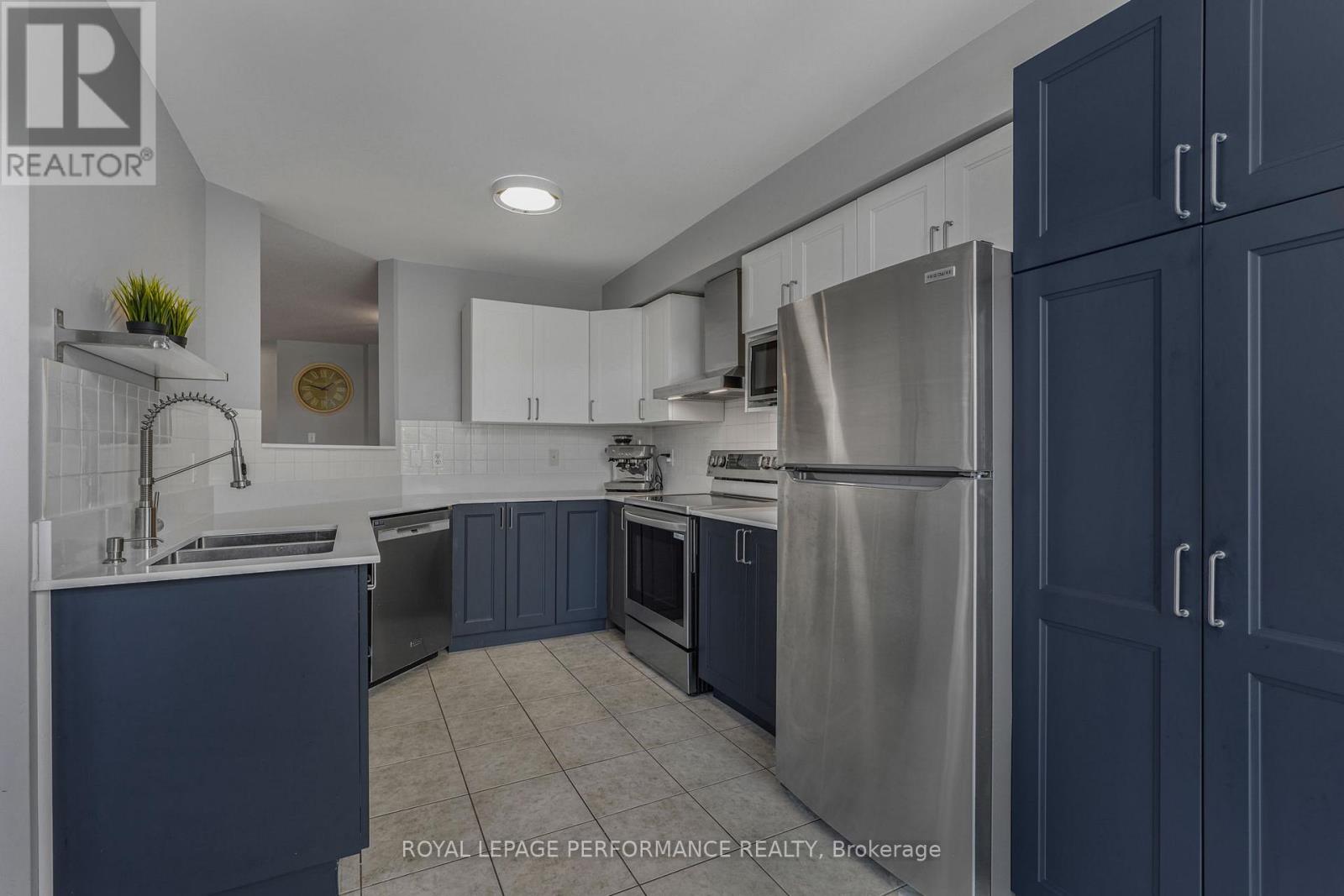 172 Colliston Crescent, Ottawa, Ontario  K1V 2J5 - Photo 12 - X13487894