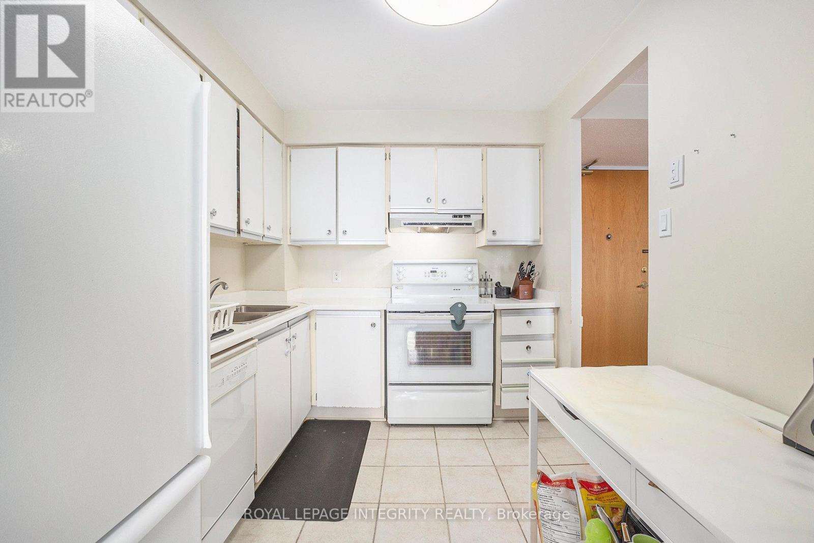 1608 - 2871 Richmond Road, Ottawa, Ontario  K2B 8M5 - Photo 15 - X13488108