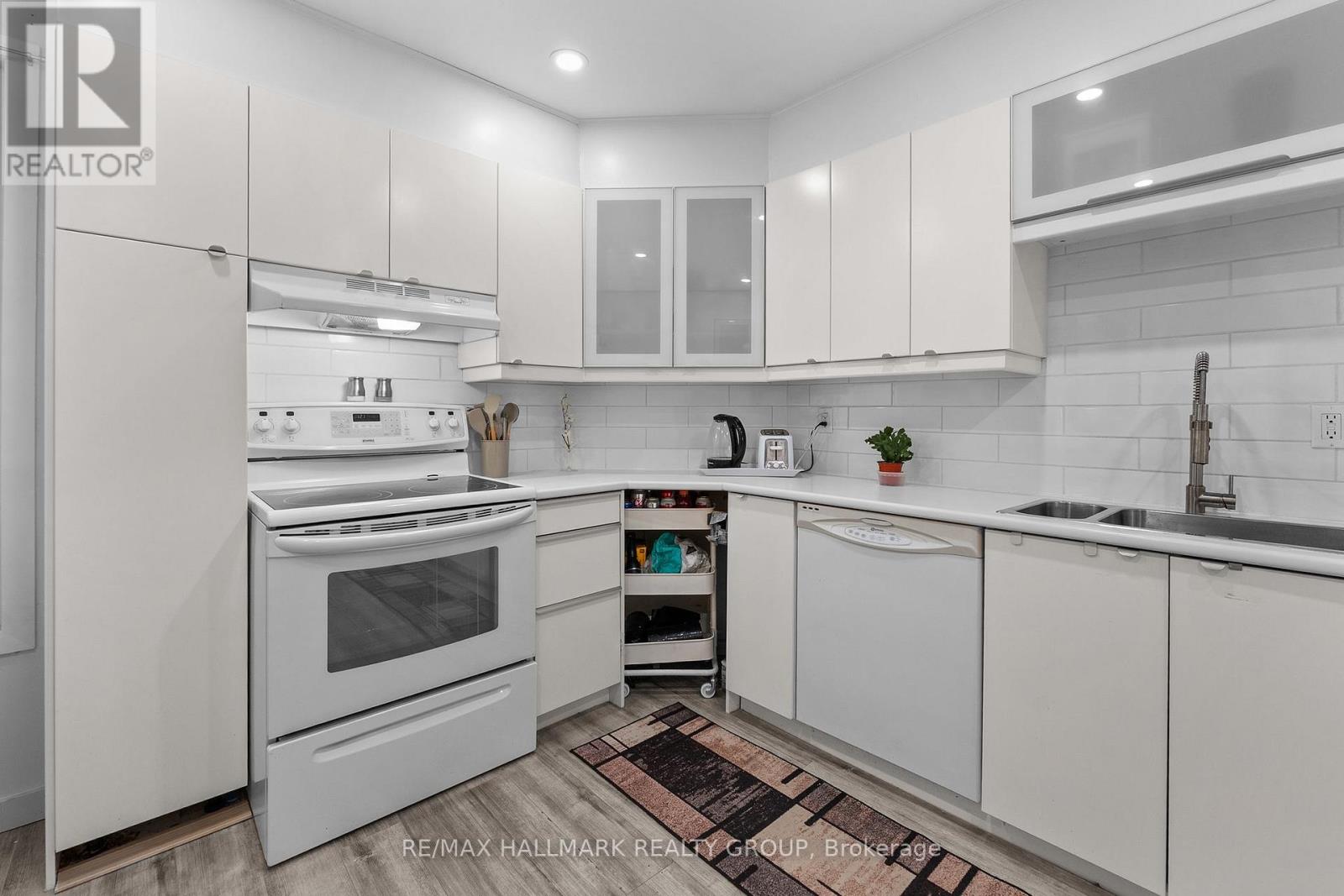1446 Deavy Way, Ottawa, Ontario  K1E 2W8 - Photo 14 - X13488110