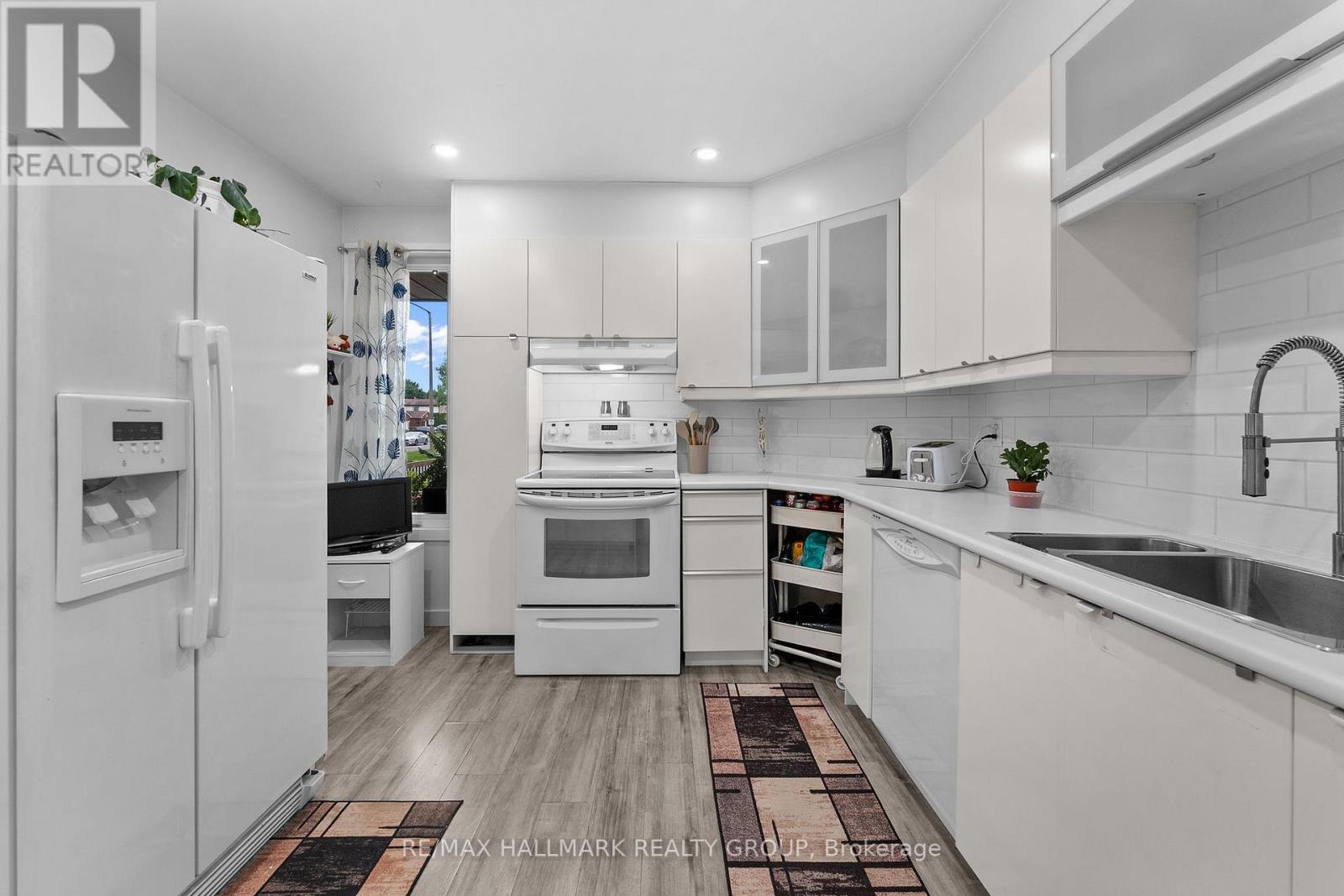 1446 Deavy Way, Ottawa, Ontario  K1E 2W8 - Photo 15 - X13488110