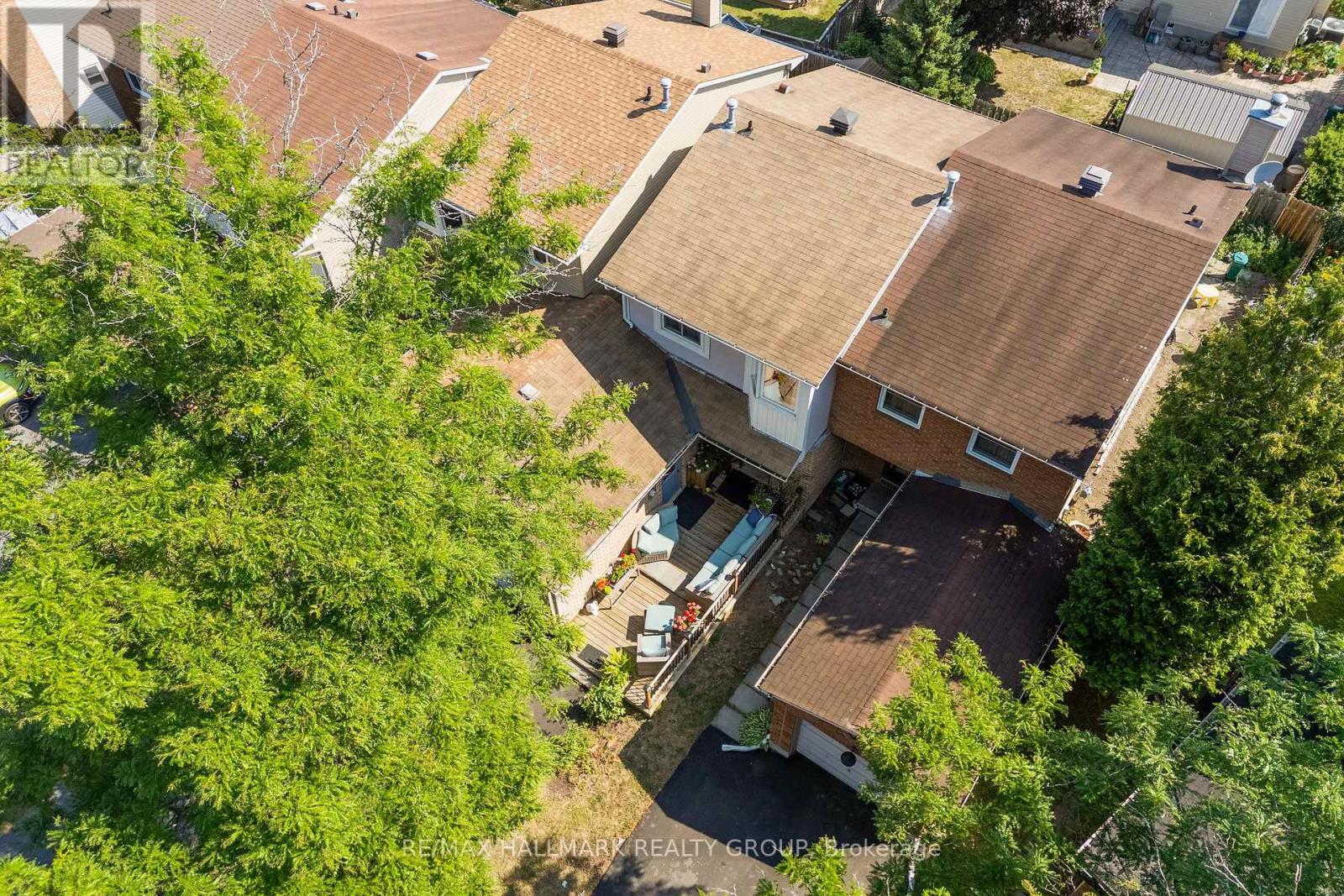 1446 Deavy Way, Ottawa, Ontario  K1E 2W8 - Photo 3 - X13488110