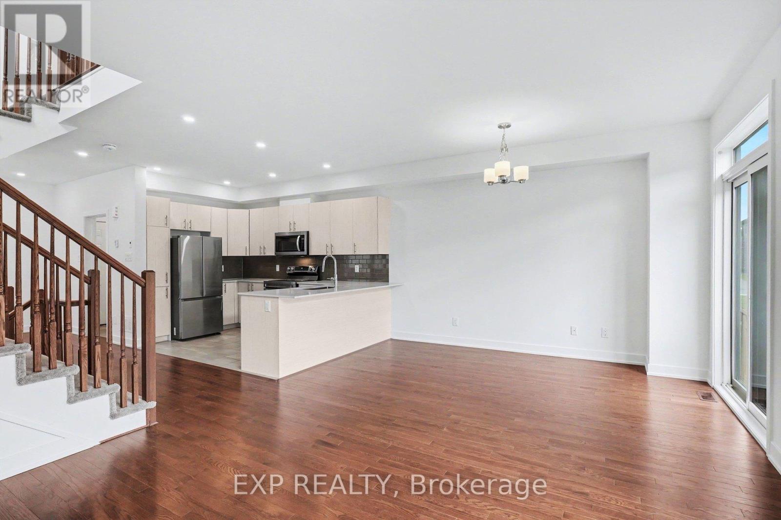 27 Moosonee Crescent, Ottawa, Ontario  K4M 0L9 - Photo 13 - X13488184