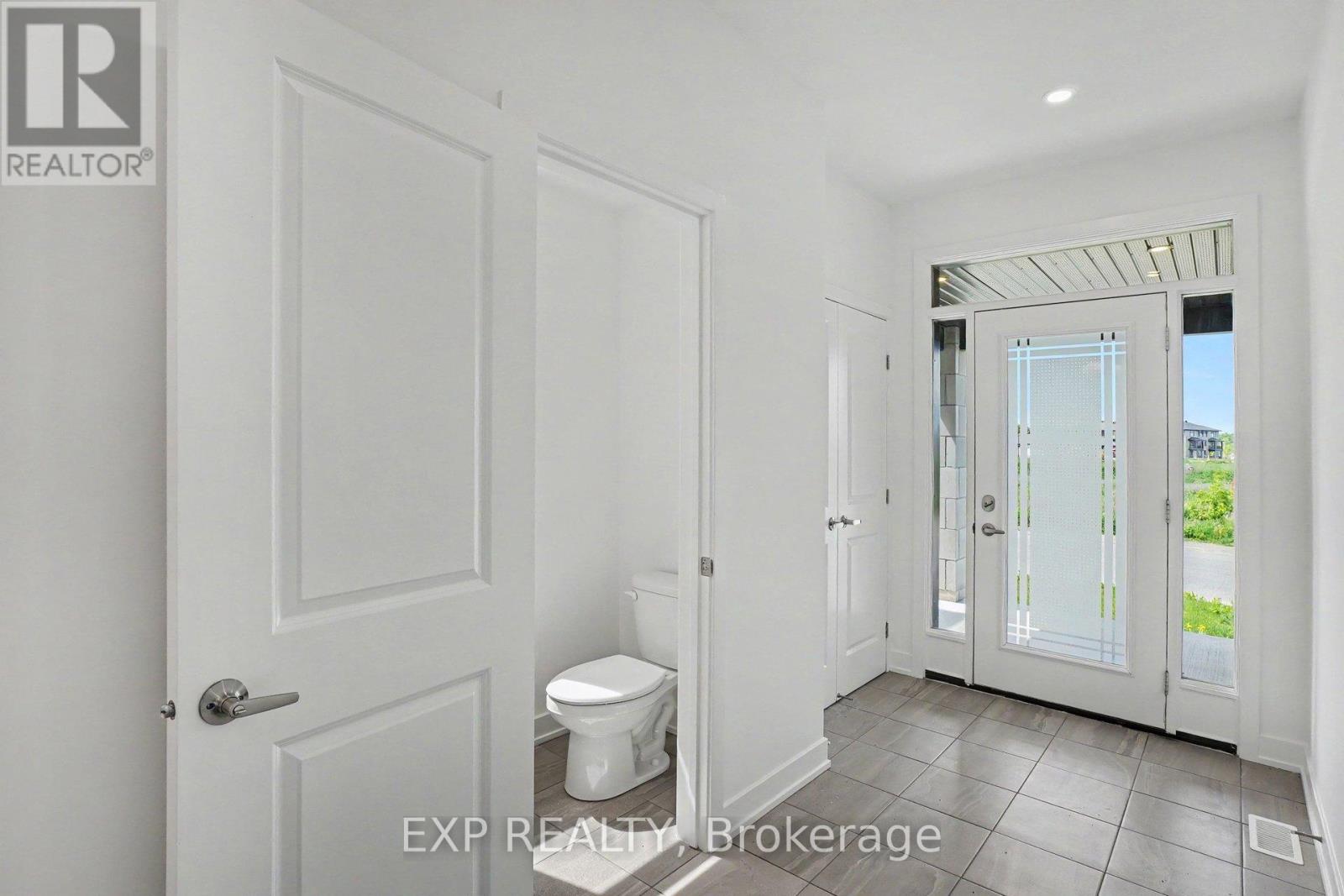 27 Moosonee Crescent, Ottawa, Ontario  K4M 0L9 - Photo 3 - X13488184