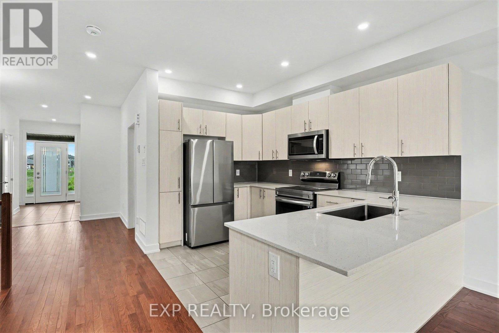 27 Moosonee Crescent, Ottawa, Ontario  K4M 0L9 - Photo 9 - X13488184