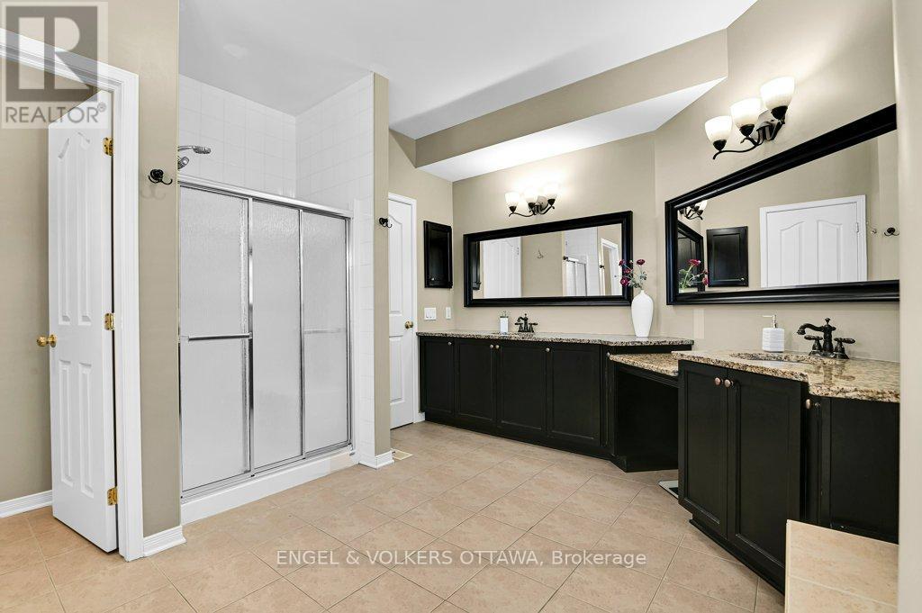 49 Grenwich Circle, Ottawa, Ontario  K2C 4G1 - Photo 18 - X13488214