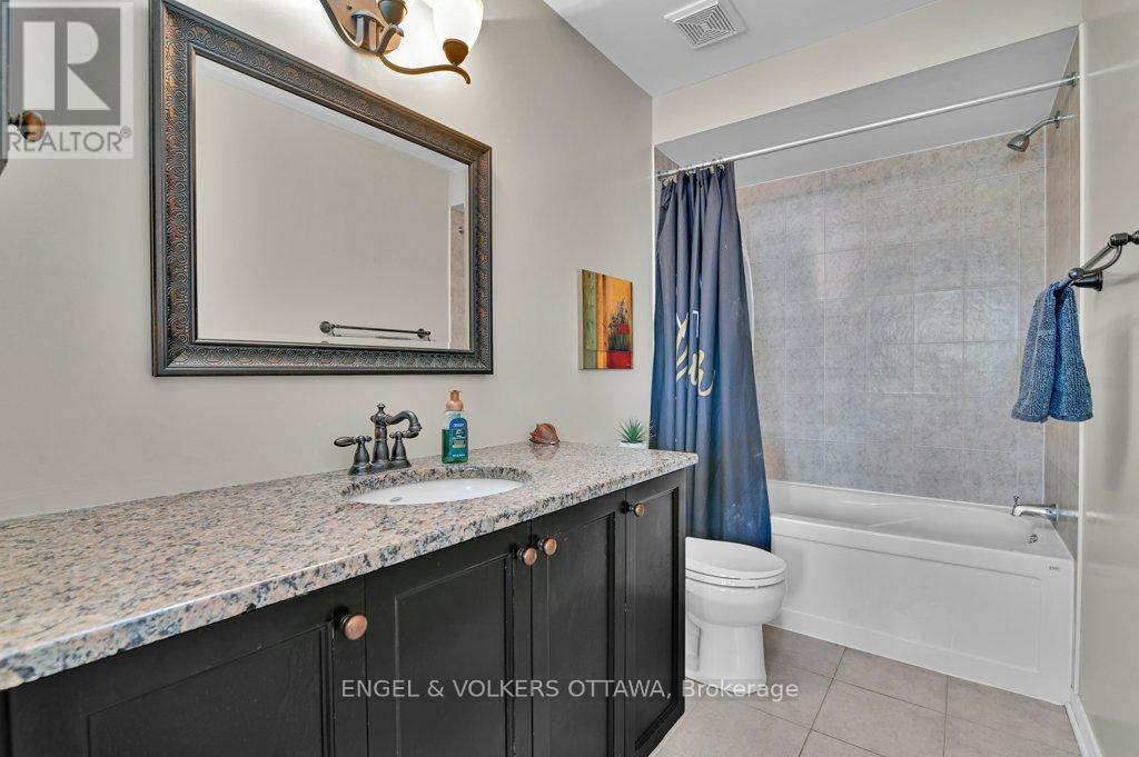 49 Grenwich Circle, Ottawa, Ontario  K2C 4G1 - Photo 23 - X13488214