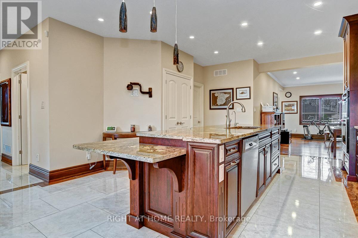 1271 Field Street, Ottawa, Ontario  K2C 2P9 - Photo 10 - X13488302