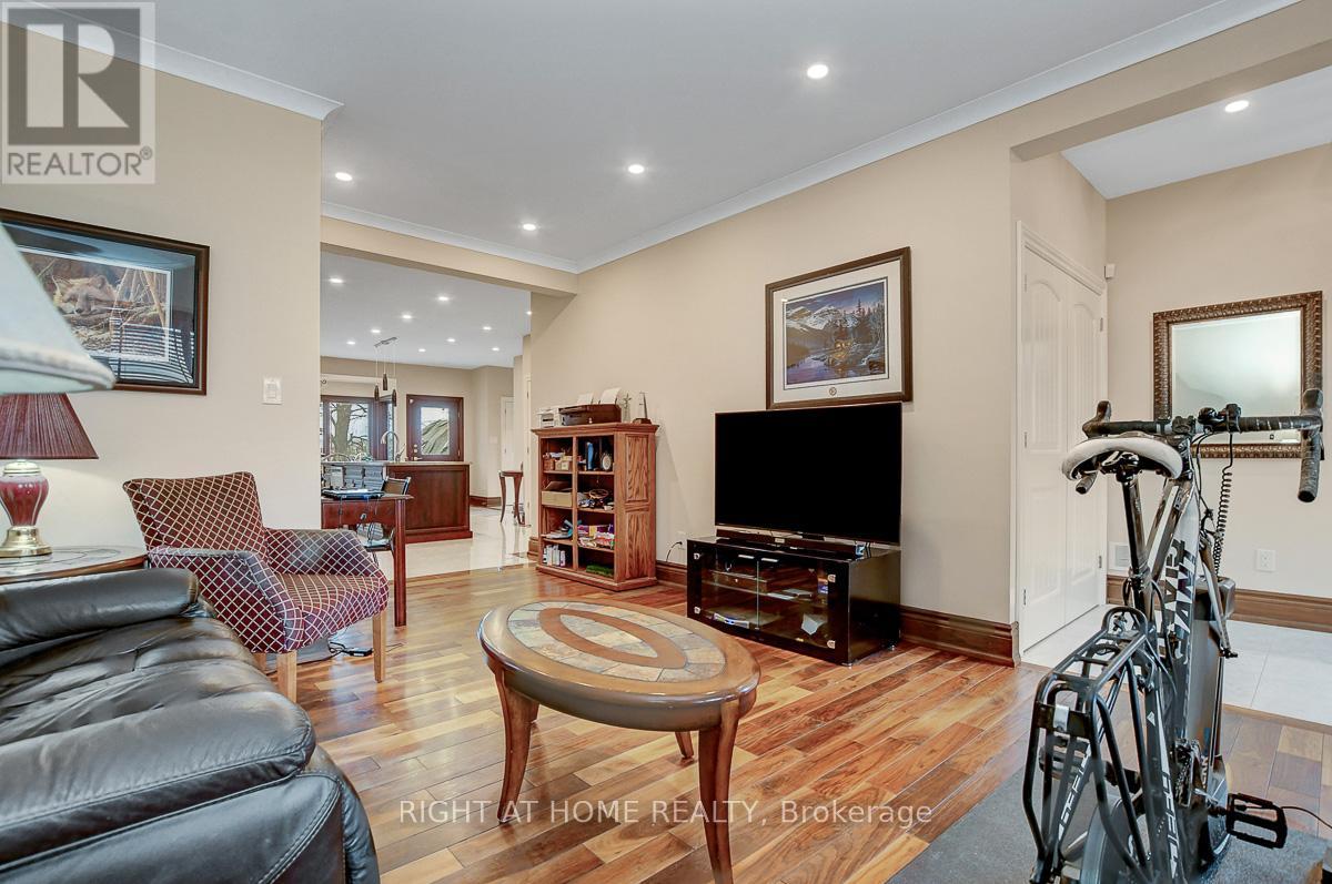 1271 Field Street, Ottawa, Ontario  K2C 2P9 - Photo 6 - X13488302