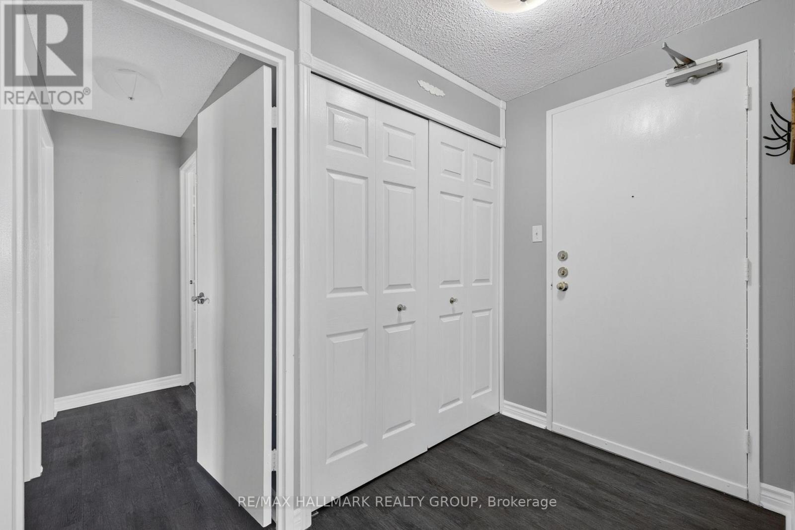907 - 1081 Ambleside Drive, Ottawa, Ontario  K2B 8C8 - Photo 3 - X13488328