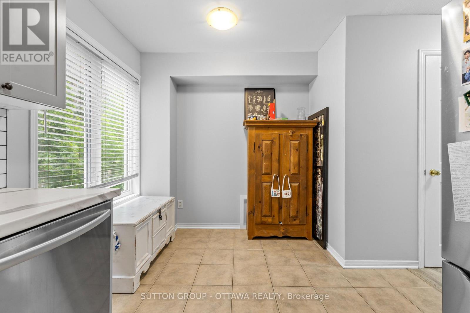 318 Gotham Private, Ottawa, Ontario  K2C 4G7 - Photo 11 - X13488858